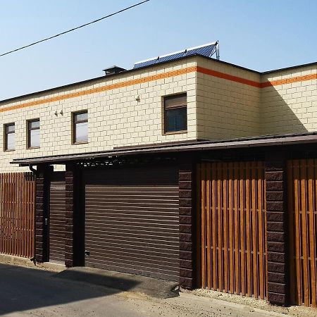Гостевой Дом Discovery Almaty Exterior foto